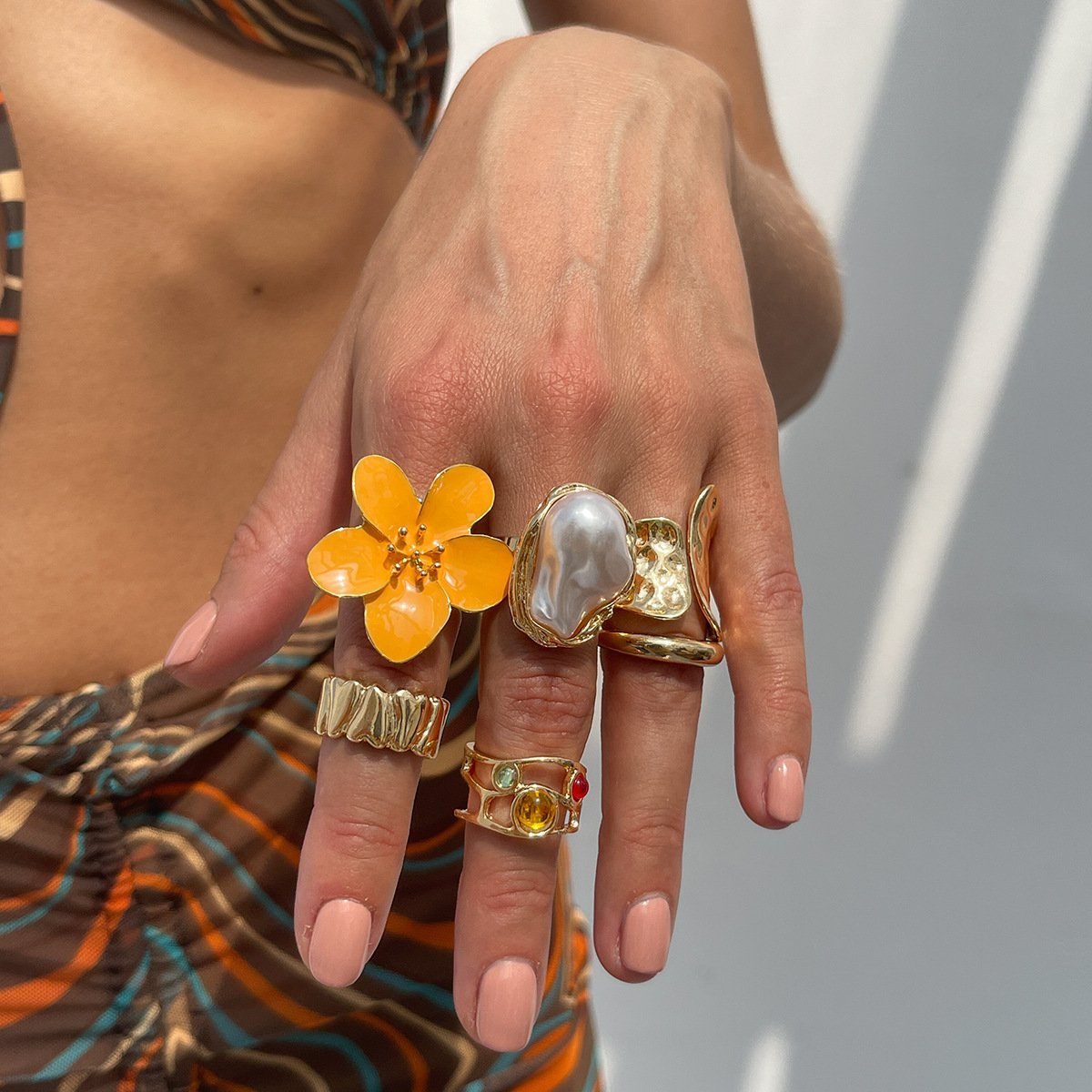 Bold Statement Liquid-Like Flower Open Ring – Unique & Fashionable Women's Ring