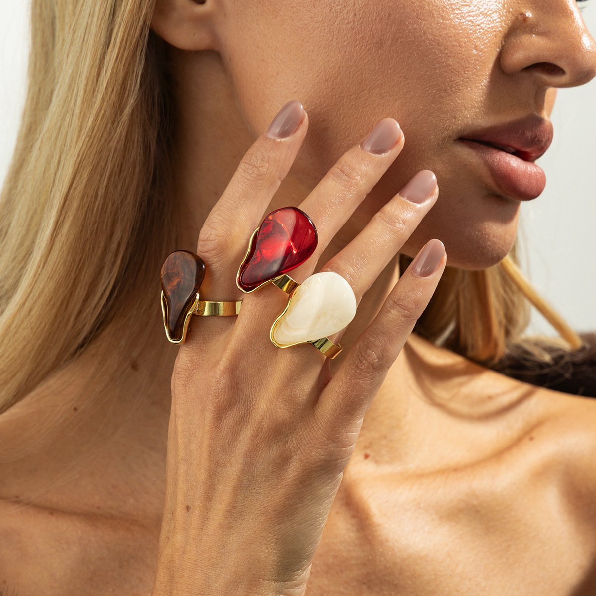 Maillard Style Resin Amber Translucent Ring – Fashionable Vintage Band Women's Accessory